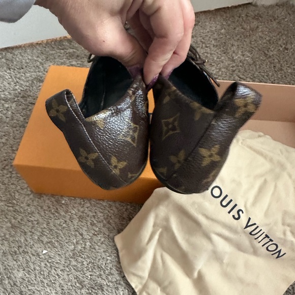 Louis Vuitton flats - Picture 5 of 9